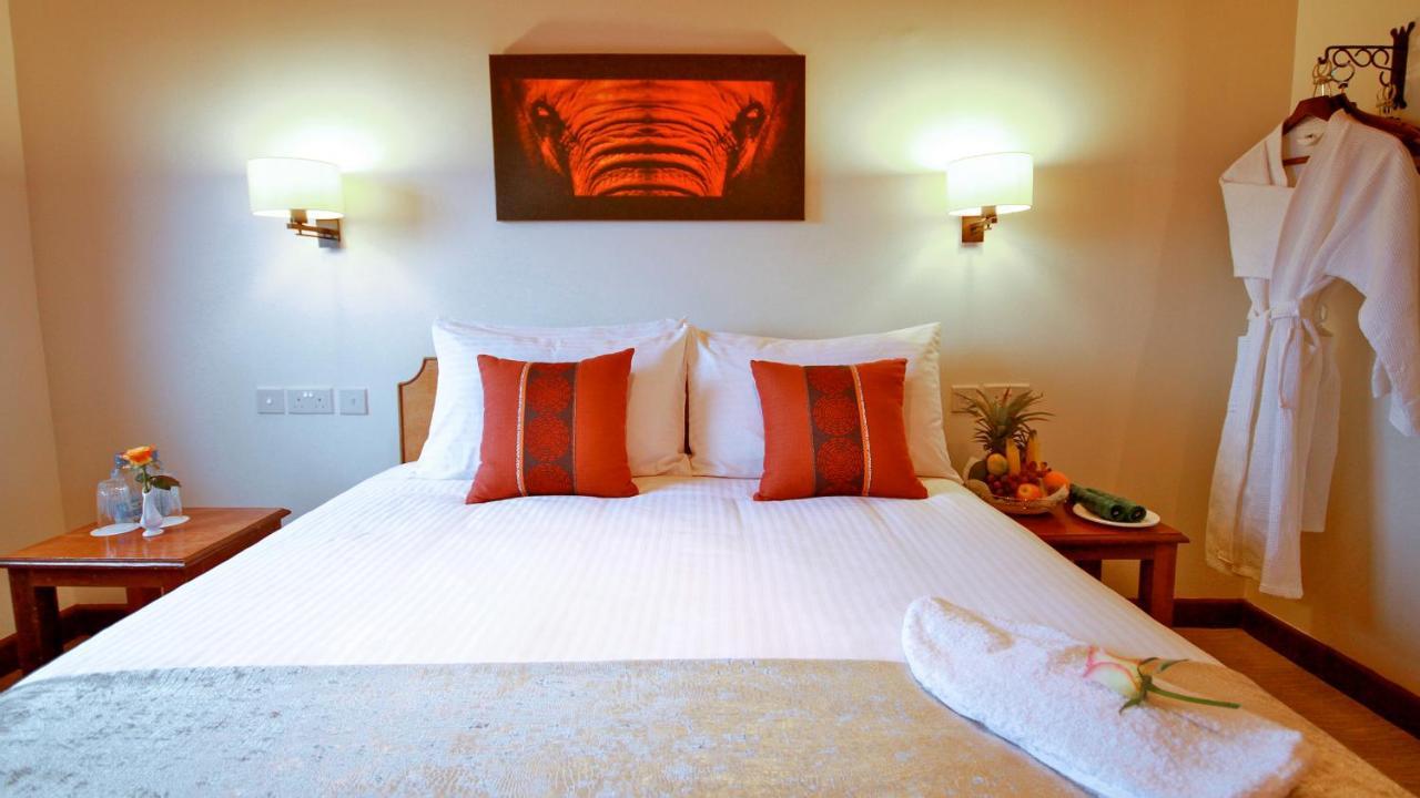 The Ark Lodge เนย์รี ภายนอก รูปภาพ